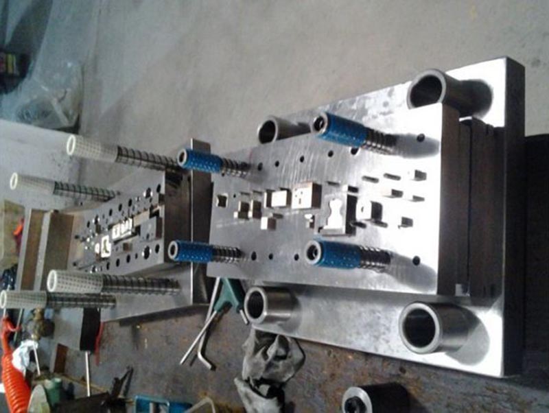 杜尔伯特模具制造-12